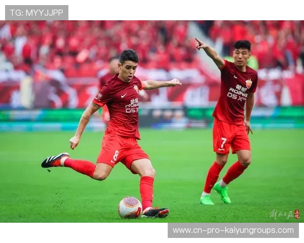 上海海港卫冕之路渐行渐稳，外援发力迎接考验